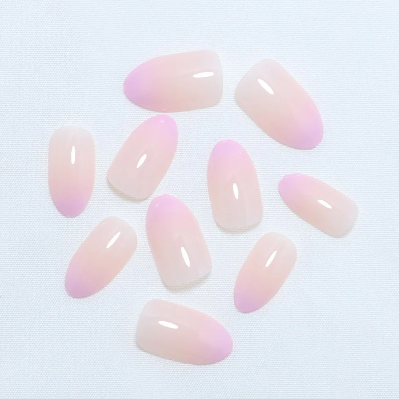 Ombre Press-On Nail Set Stornfield
