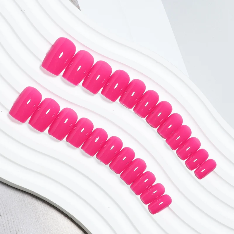Glossy Sculpted Press-On Nail Set Stornfield
