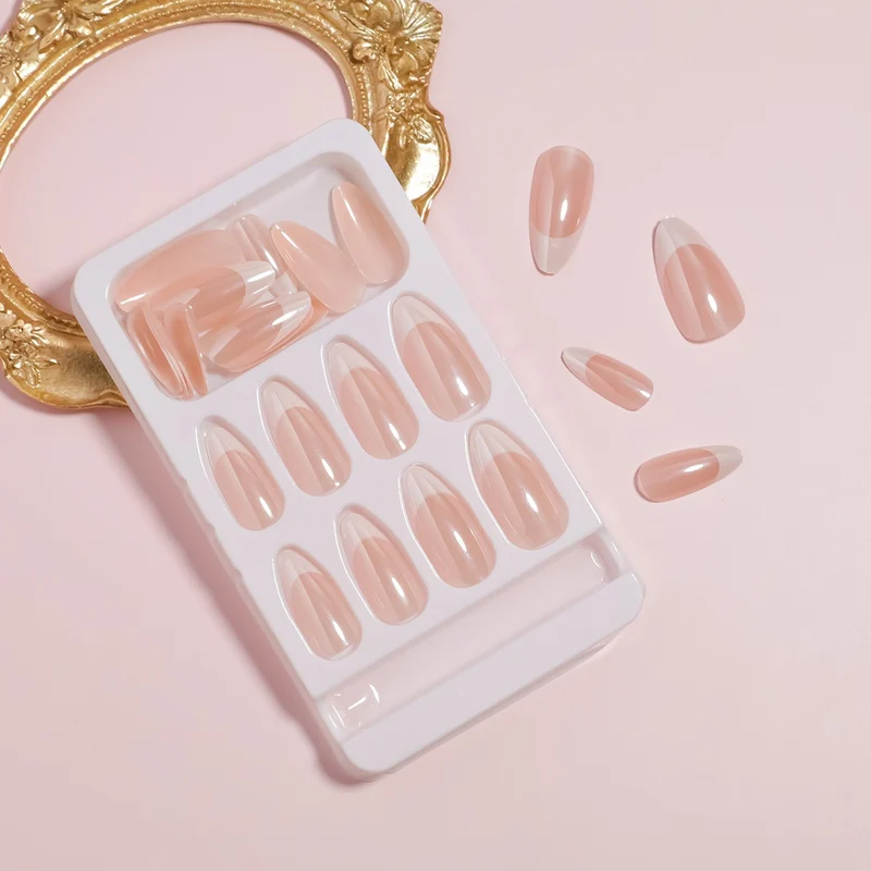 Glossy Faux Nail Set Stornfield