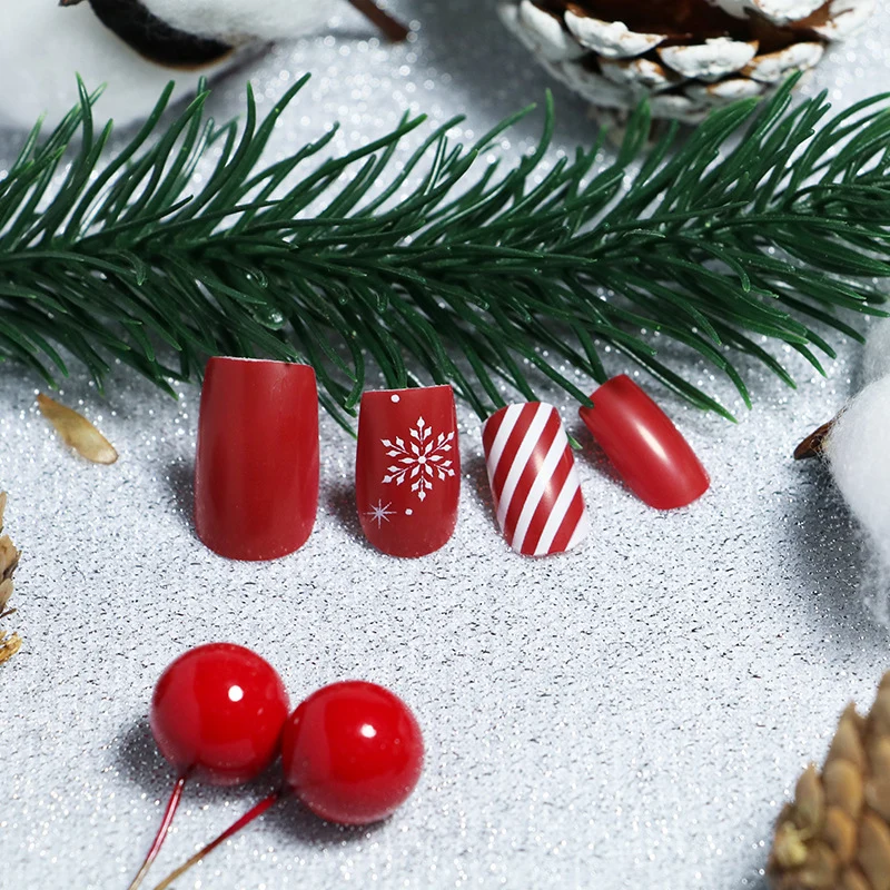 Festive Nail Art Design Stornfield