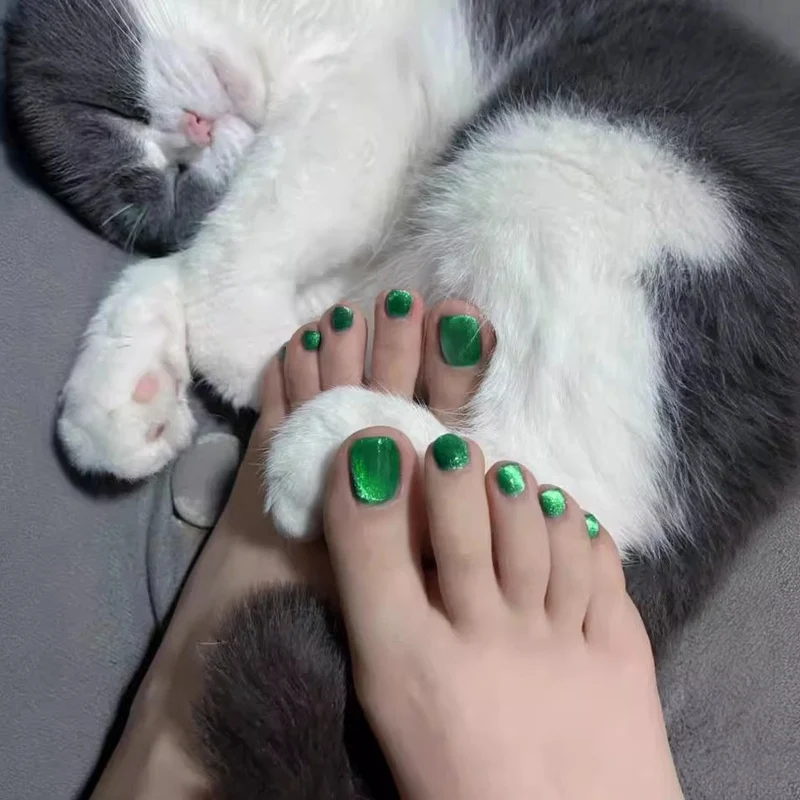 Fashionable Press-On Toe Nail Art Stornfield