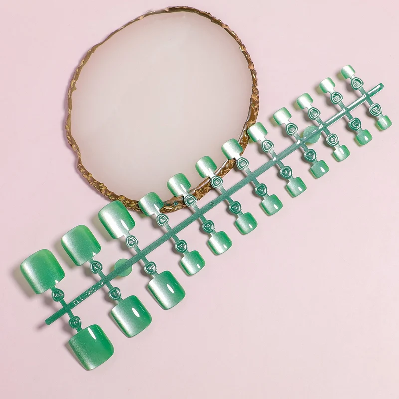 Fashionable Press-On Toe Nail Art Stornfield