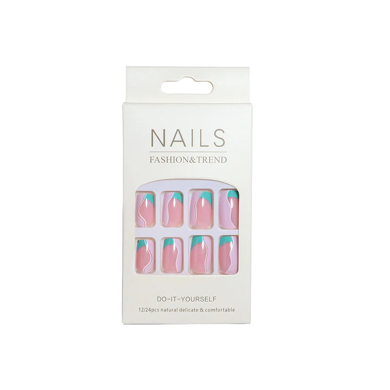 DIY Press-On Nail Kit Stornfield