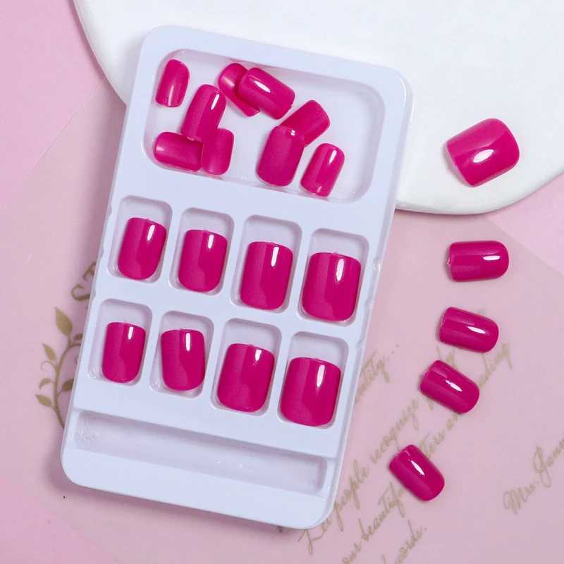 DIY Press-On Nail Kit Stornfield 1789805016