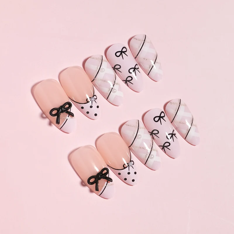 DIY Artistic Press-On Nail Set Stornfield