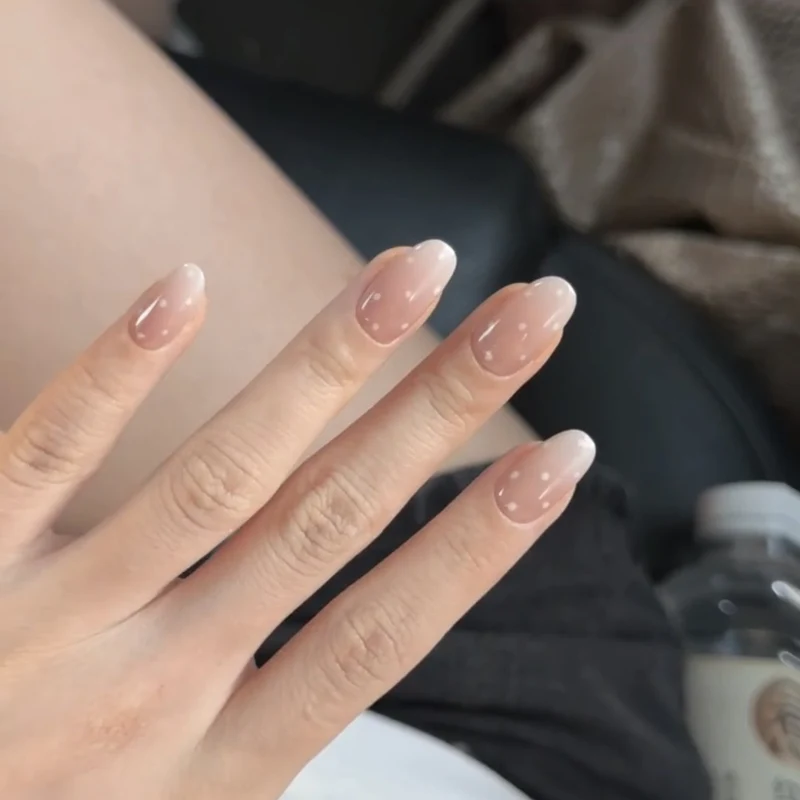 Elegant Ombre Press-On Nails Stornfield
