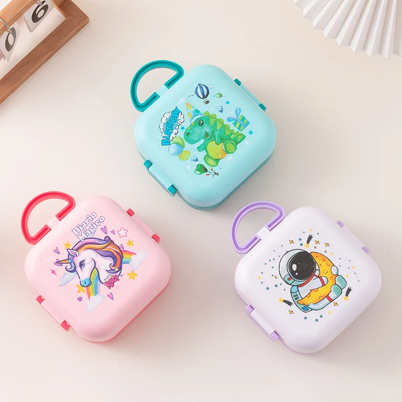 Fun-Themed Astronaut Lunch Box