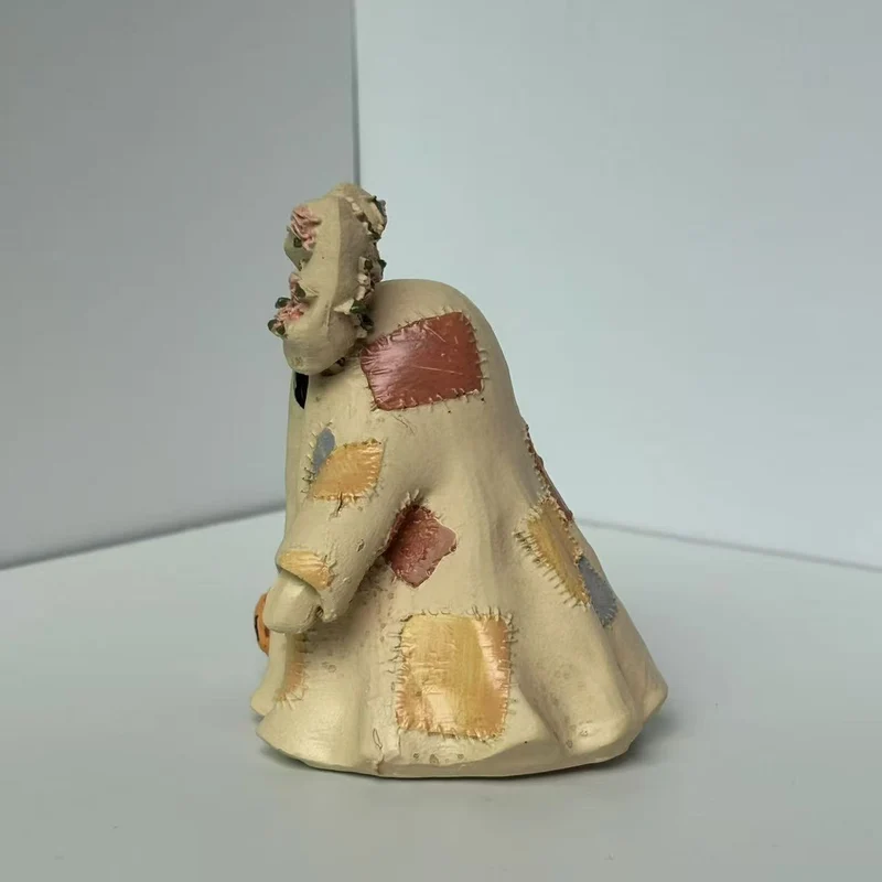 Playful Halloween decoration figure Stornfield
