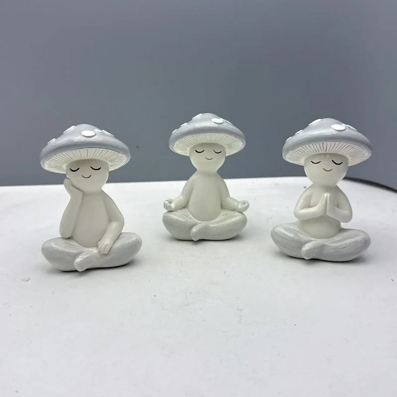Meditating Mushroom Decoration Figure Stornfield