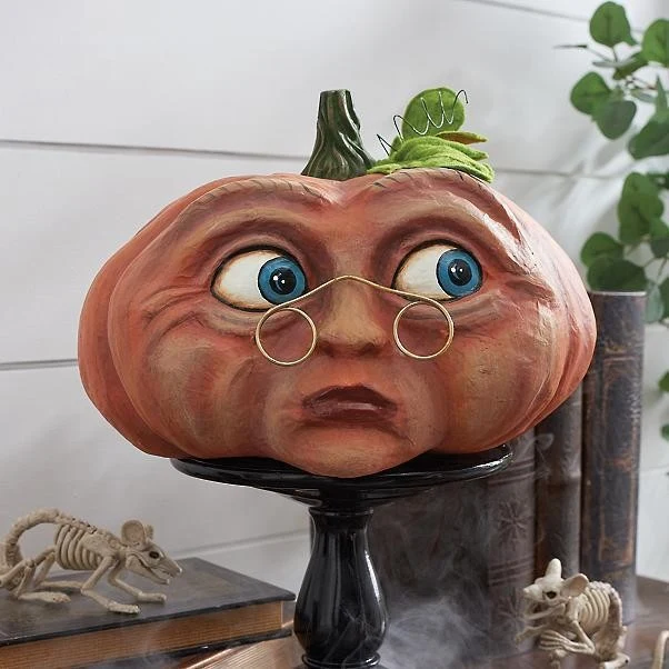 Funny Halloween Pumpkin Figure Stornfield