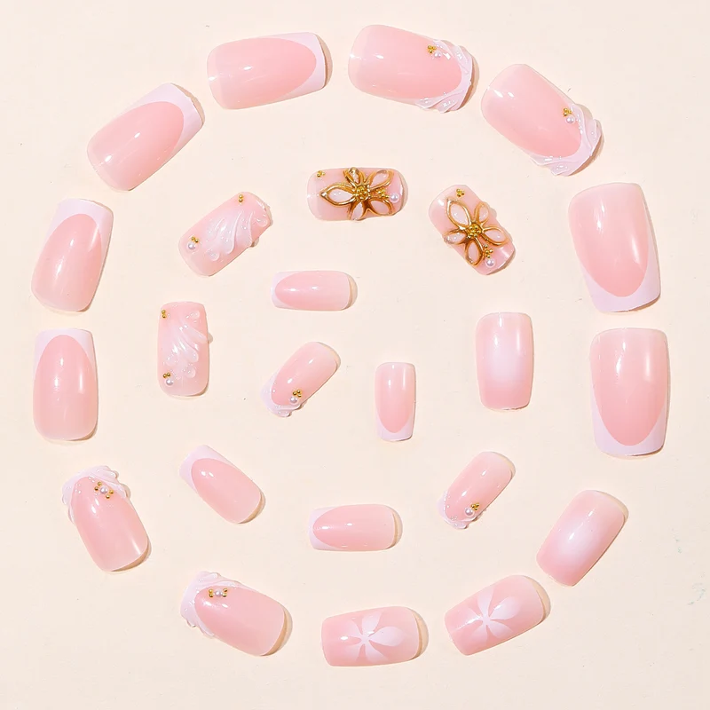 Elegantes Florales Design Acryl Nagelkunst Karnz