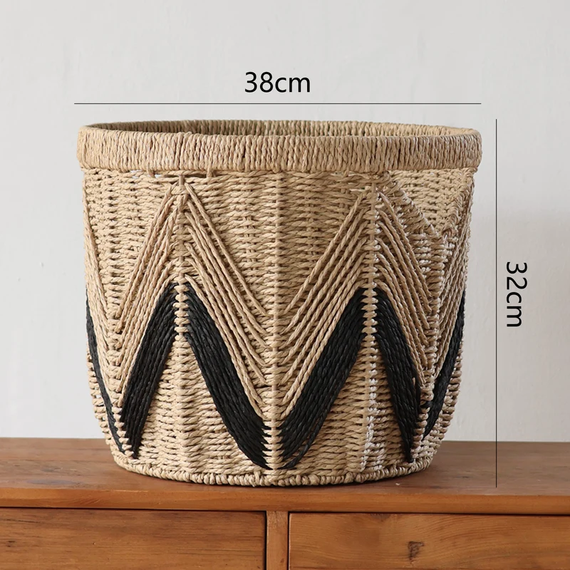 Handbag made of braided natural material Stornfield