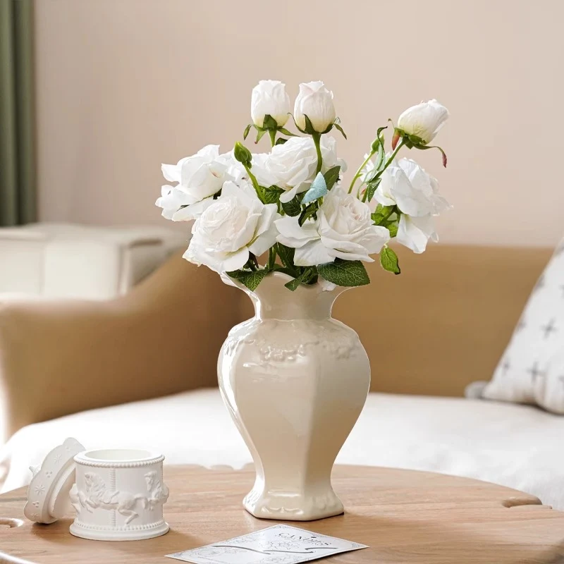 Elegant Ceramic Vase Stornfield