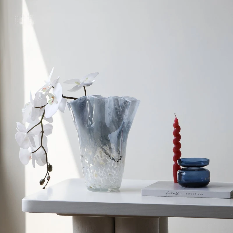 Elegant Glass Vase Stornfield
