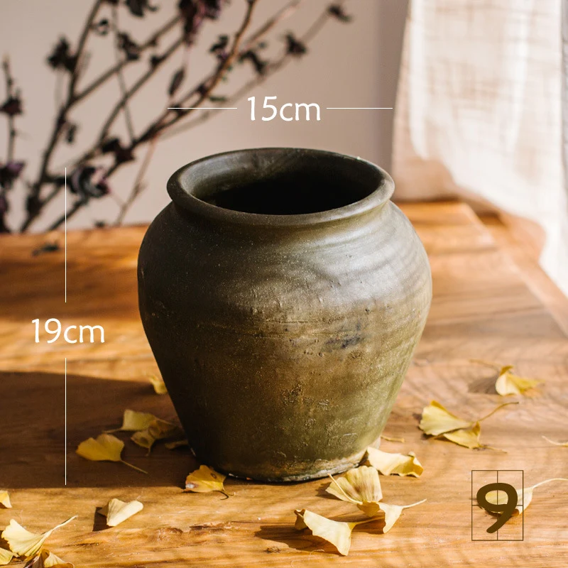 Rustic ceramic pot with handmade design Stornfield