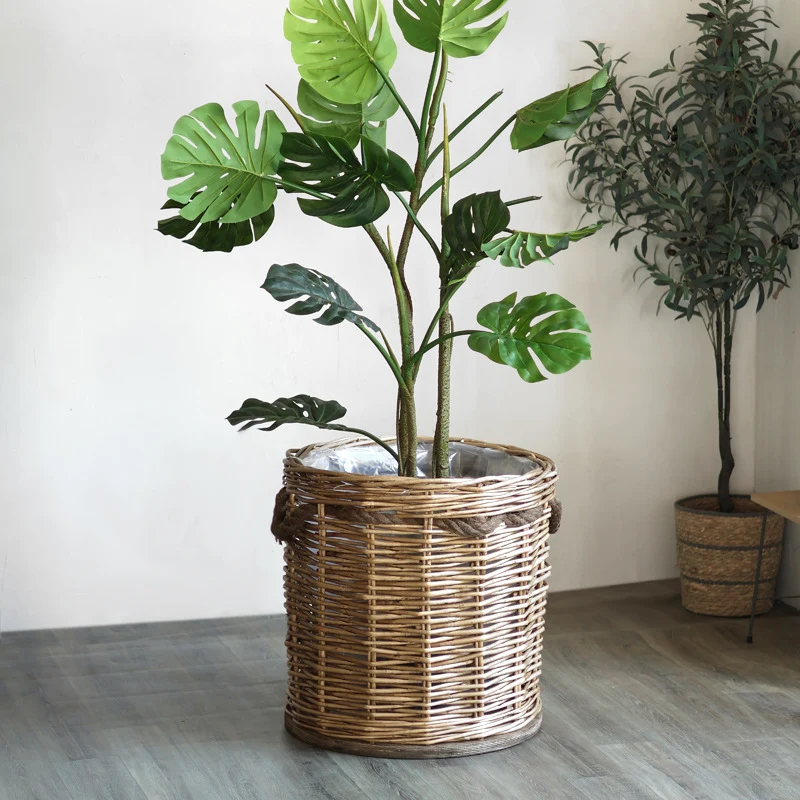 Handcrafted laundry basket with weaving Stornfield