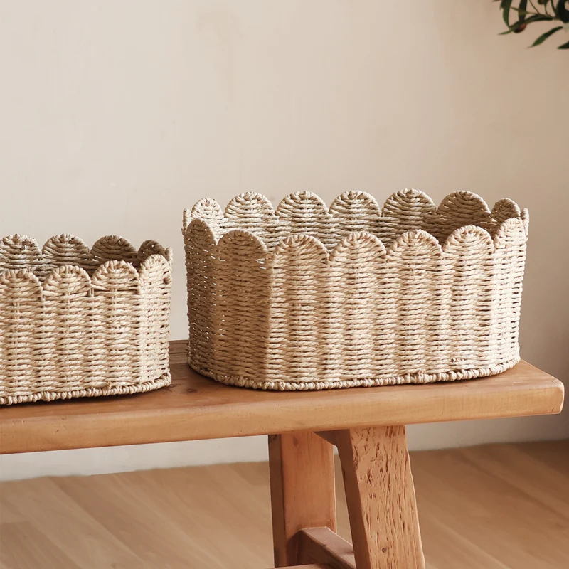 Handcrafted basket with wavy edge Stornfield