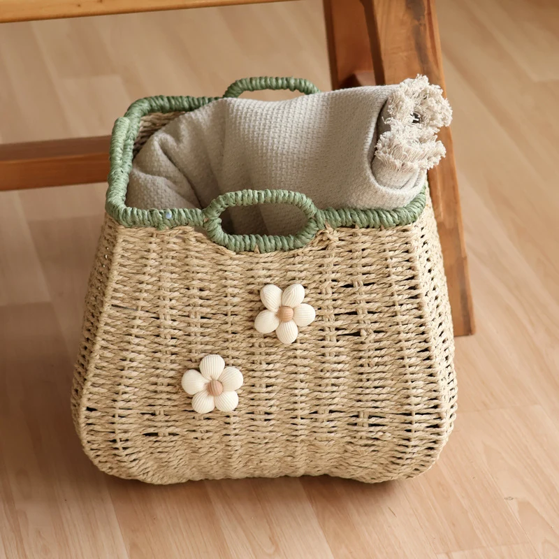 Handcrafted basket with flower appliqué Stornfield