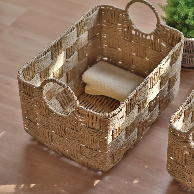 Handmade storage basket with practical handle Stornfield