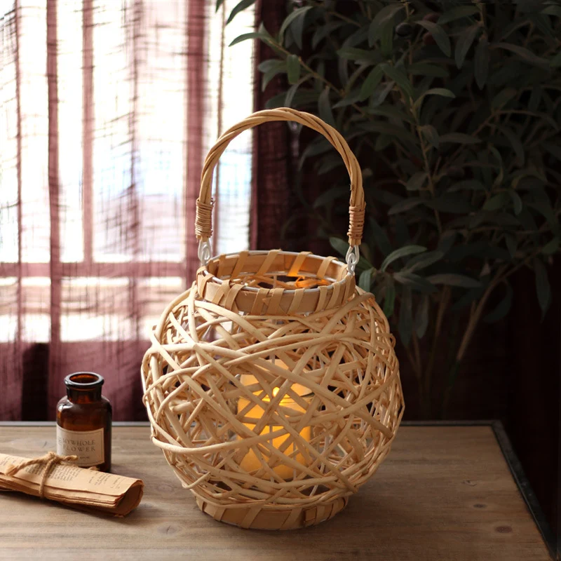 Decorative lantern made of woven natural material Stornfield