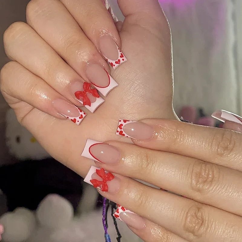 Romantic Heart-Accent Nail Art Extensions Stornfield