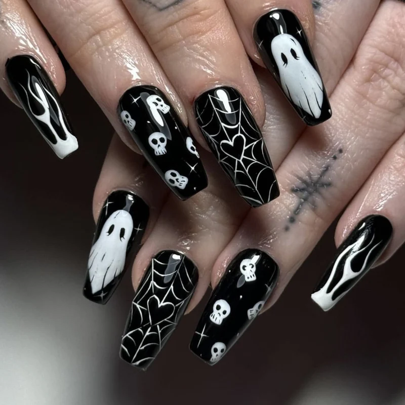 Halloween-Themed Acrylic Nail Set Stornfield