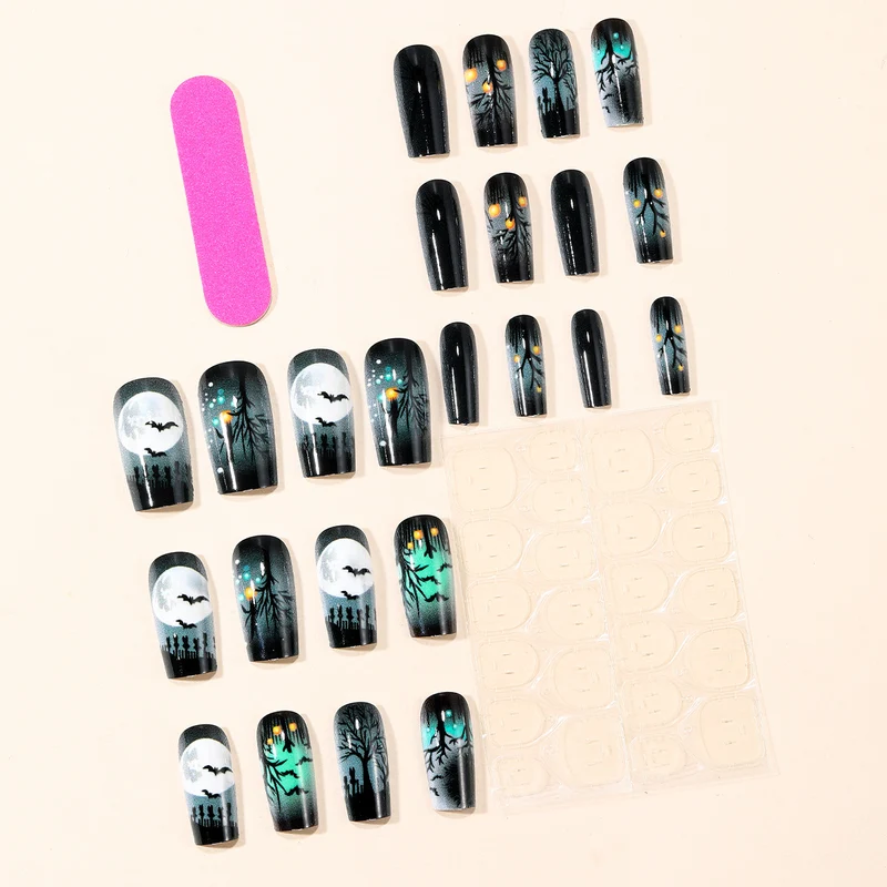 Gothic Horror-Themed Nail Art Extensions Stornfield