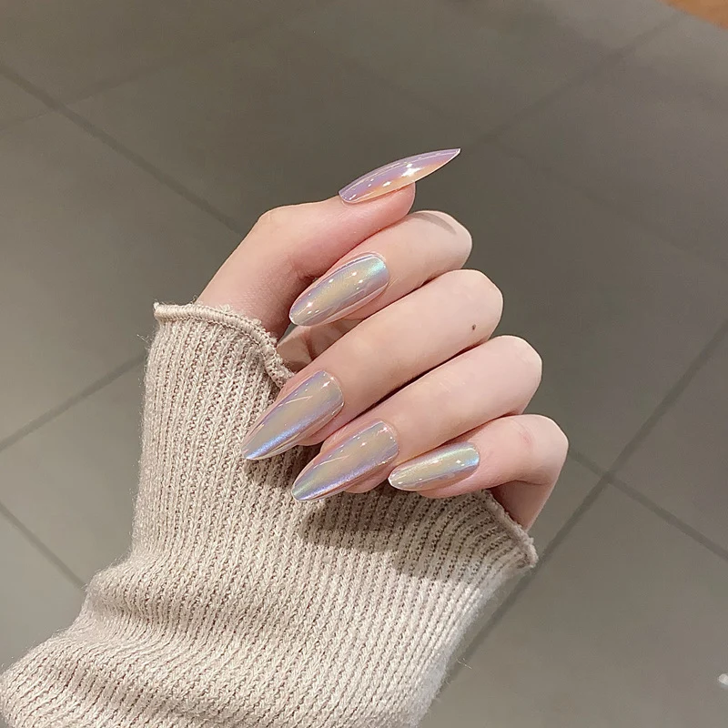 Thematische Nagelkunst Press-On Nägel mit süßen Charakter- und Schleifendesigns Karnz