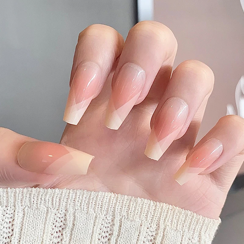 Stylische Press-On-Nageltips mit Leopardendesign Karnz