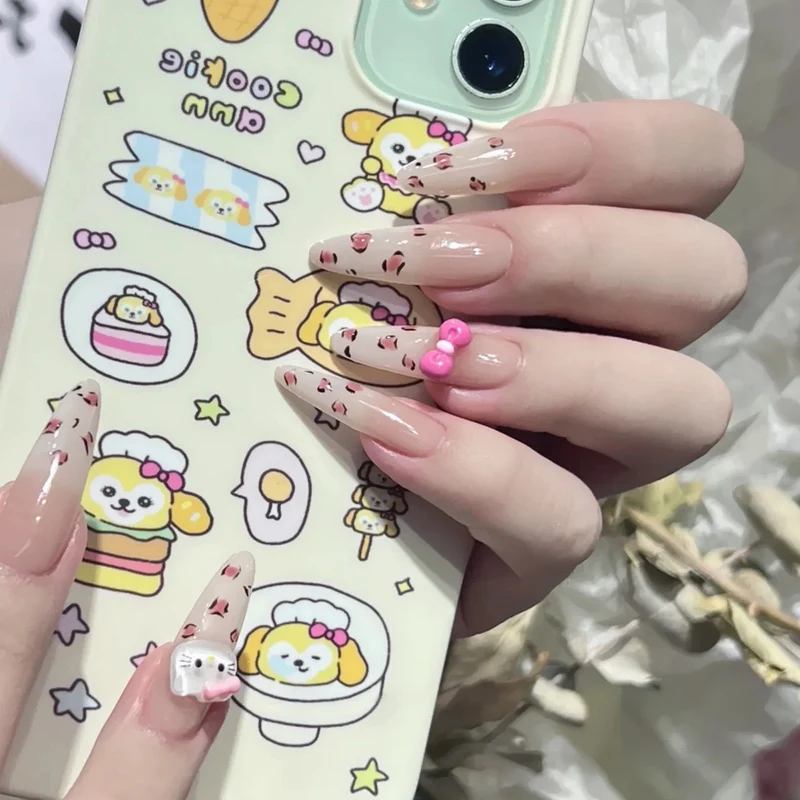 Stylische Press-On-Nageltips mit Leopardendesign Karnz