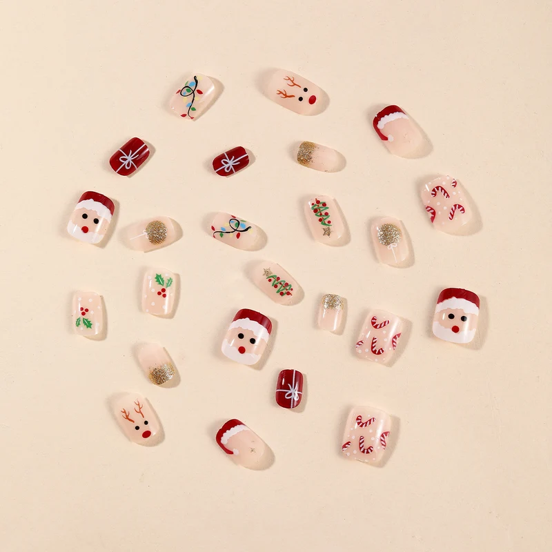 Festive Holiday-Themed 3D Nail Art Stornfield