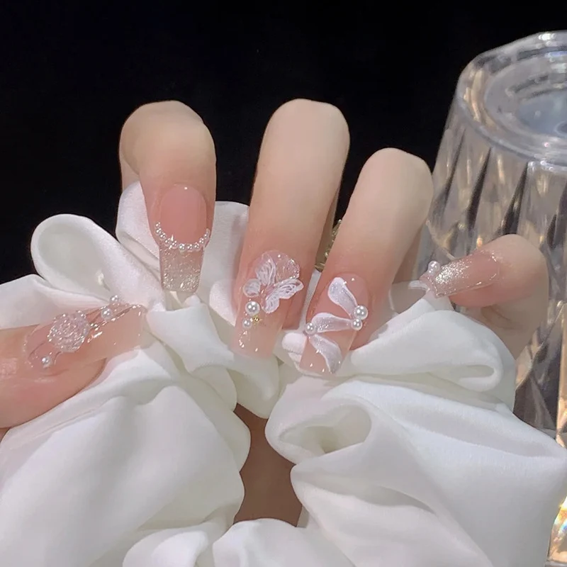 Glänzendes Schmetterlings-Nagelkunst-Set Karnz