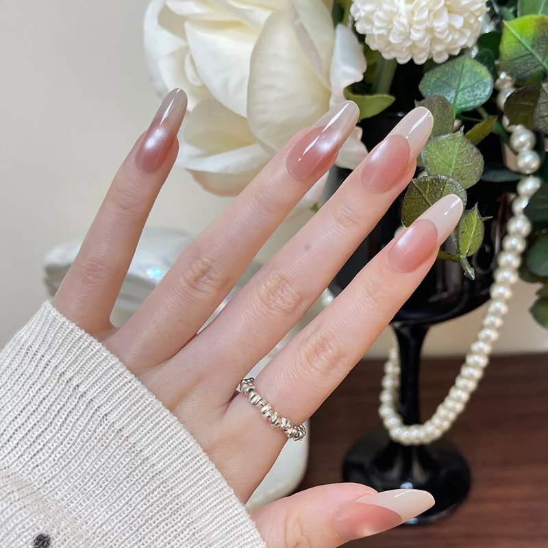 Ombré Langanhaltendes Press-On Nagelset Karnz