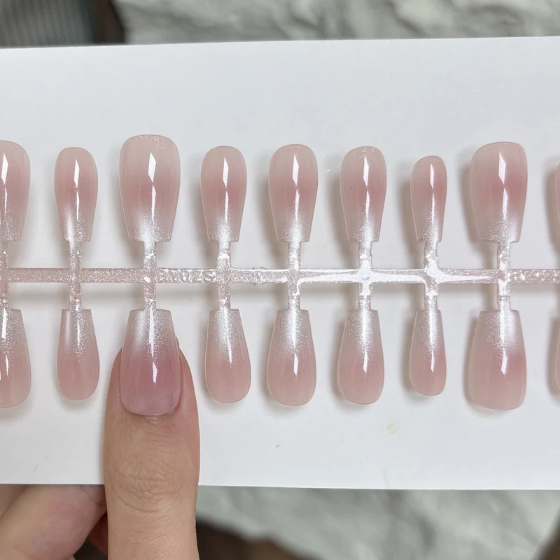 Natürliche glänzende Press-On-Nagelspitzen Karnz
