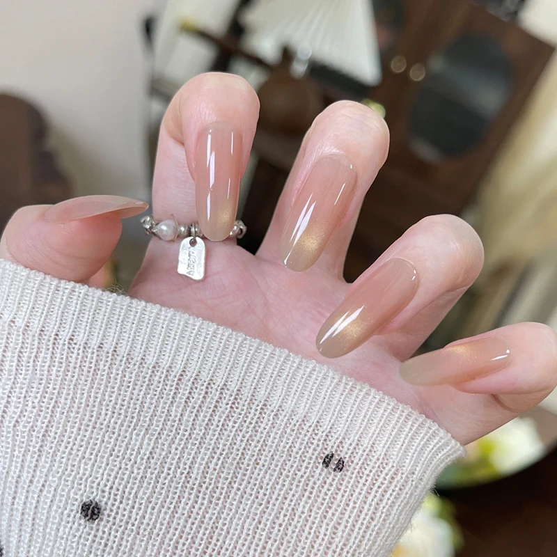 Modestly Chic Press-On Nägel Karnz