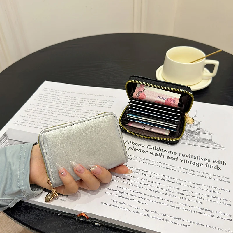 Compact Crocodile-Textured Zipper Wallet
