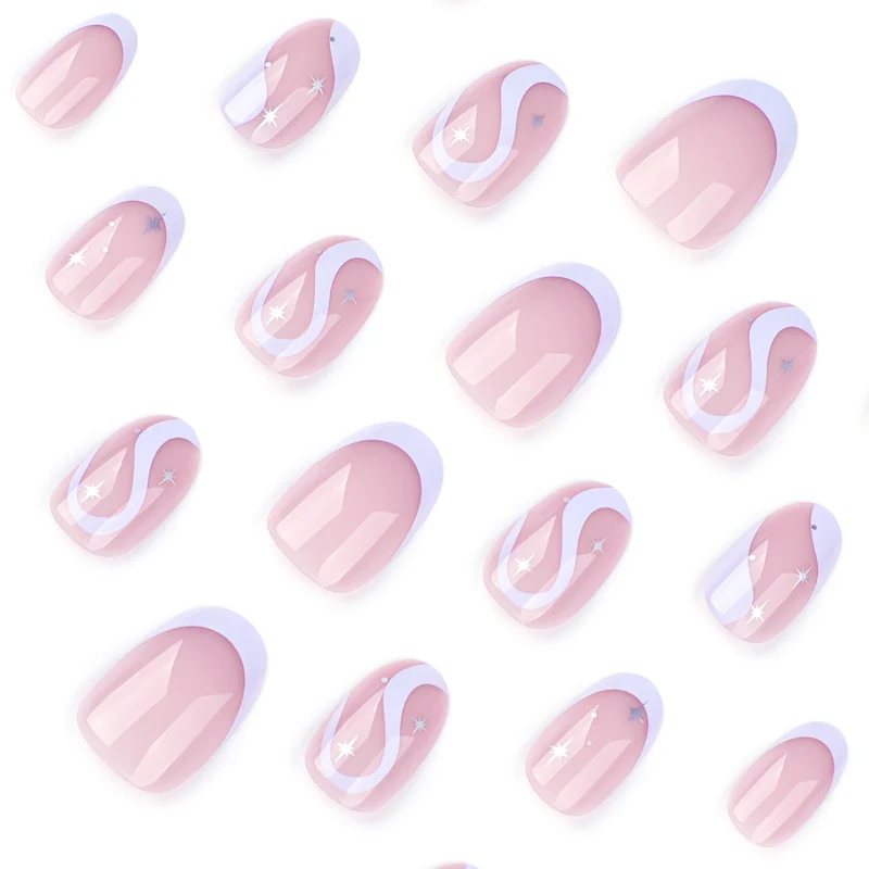 Kunstvolle Nagelkunst mit eleganten Wellenlinien und Glitzereffekten Karnz