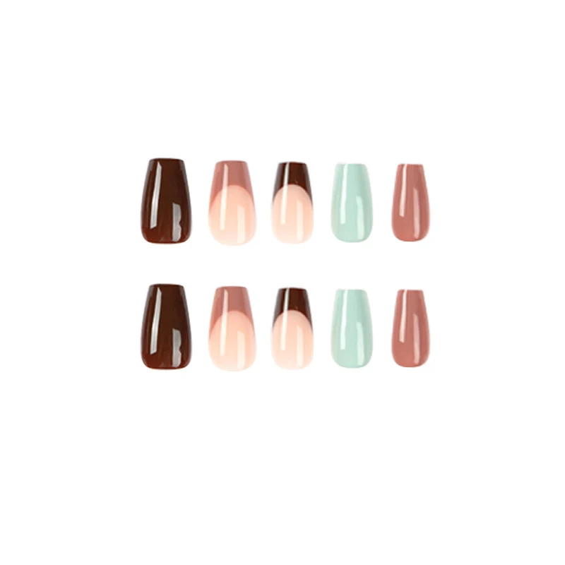 Kunstvolle Nagelkosmetik Karnz