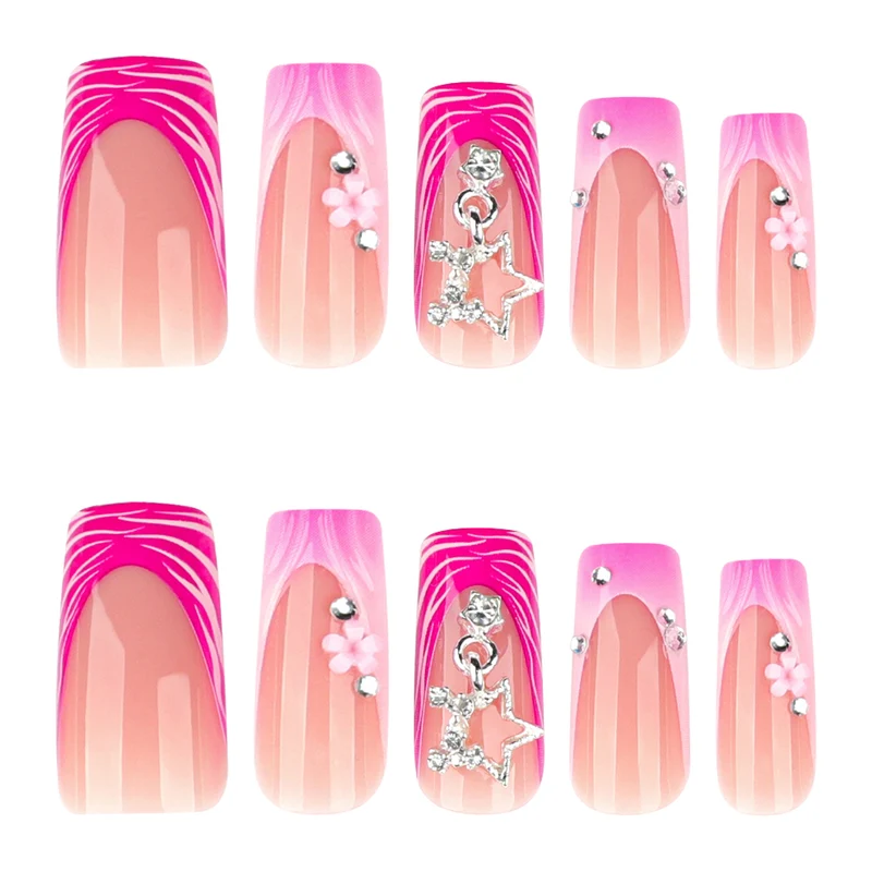 Kunstvolle Nageldesigns mit Glitzer- und Blumenakzenten Karnz