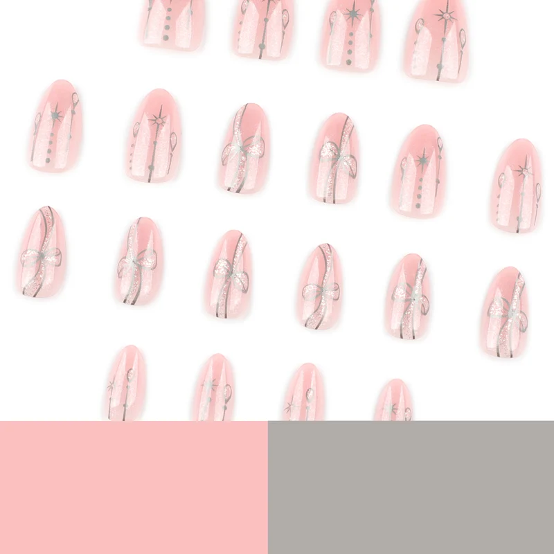 Kunstvolle Glamour-Nagelkunst mit glänzenden Akzenten Karnz