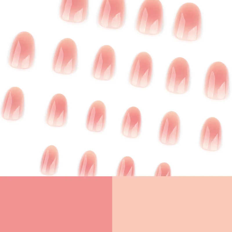 Kunstvolle Gel-Nägel mit elegantem Hochglanz-Finish Karnz