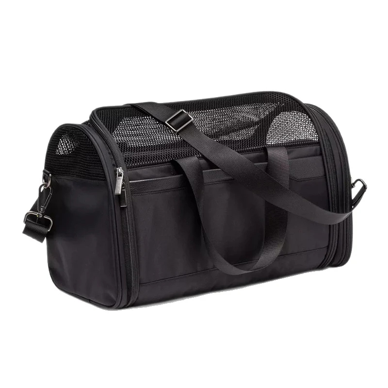 Versatile Gym Duffle Bag with Mesh Ventilation Stornfield