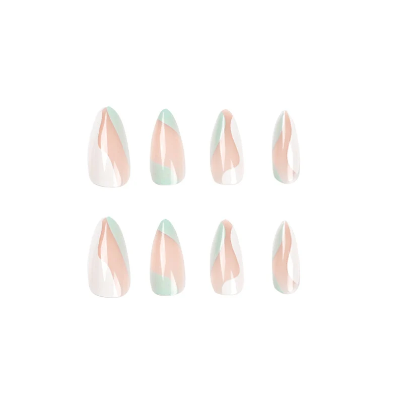 Künstliche Nagelverlängerungen mit stilvollem Design Karnz