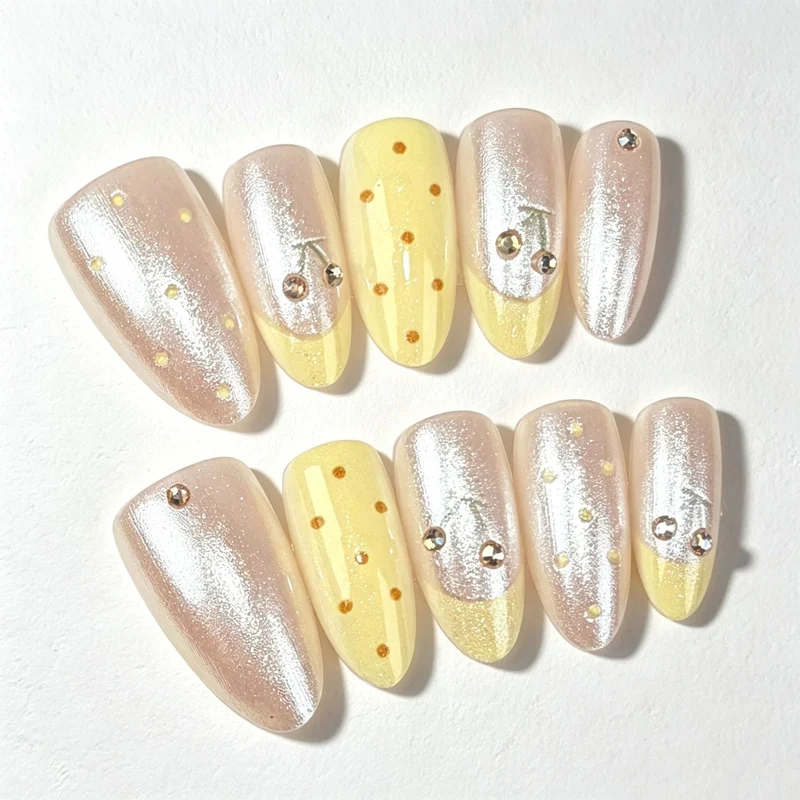 Kunstnagelset Karnz