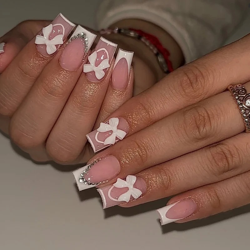Elegant Floral French Tip Nail Art Extensions Stornfield