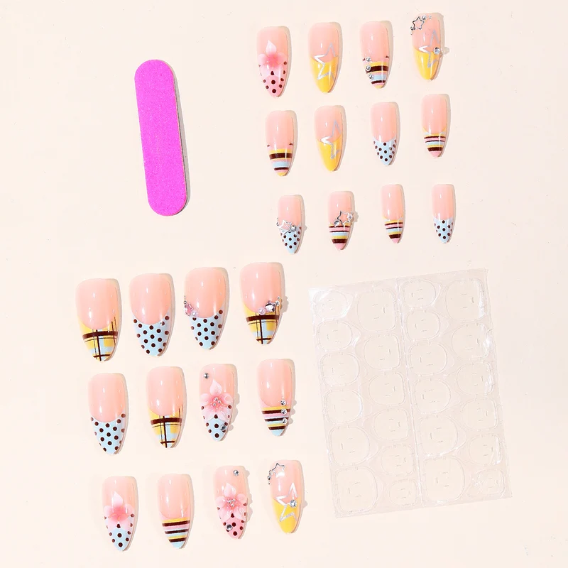 Elegant Floral and Geometric 3D Nail Art Extensions Stornfield