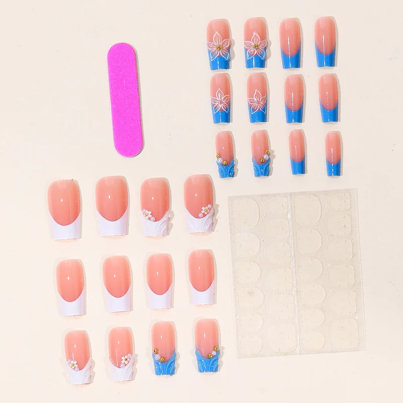 Elegant Floral Acrylic Nail Set Stornfield