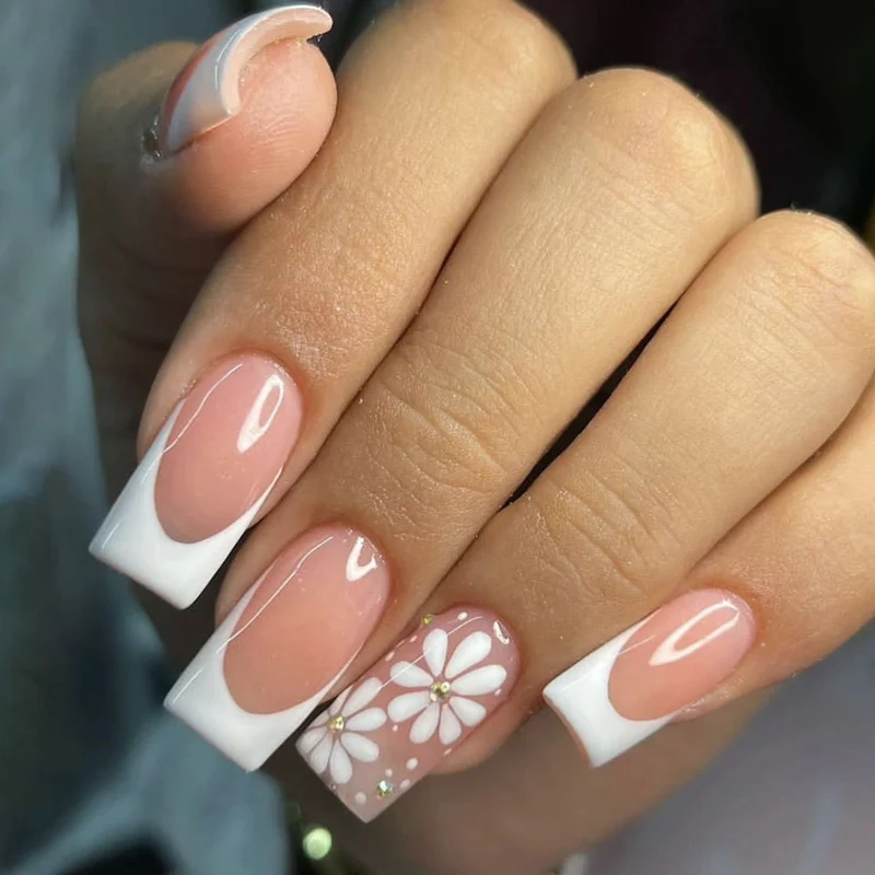 Elegant Floral Accent Nail Art Extensions Stornfield