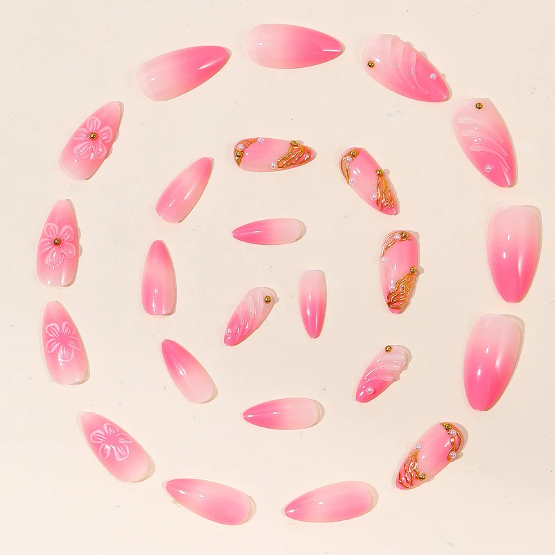 Elegant Floral 3D Nail Art Stornfield