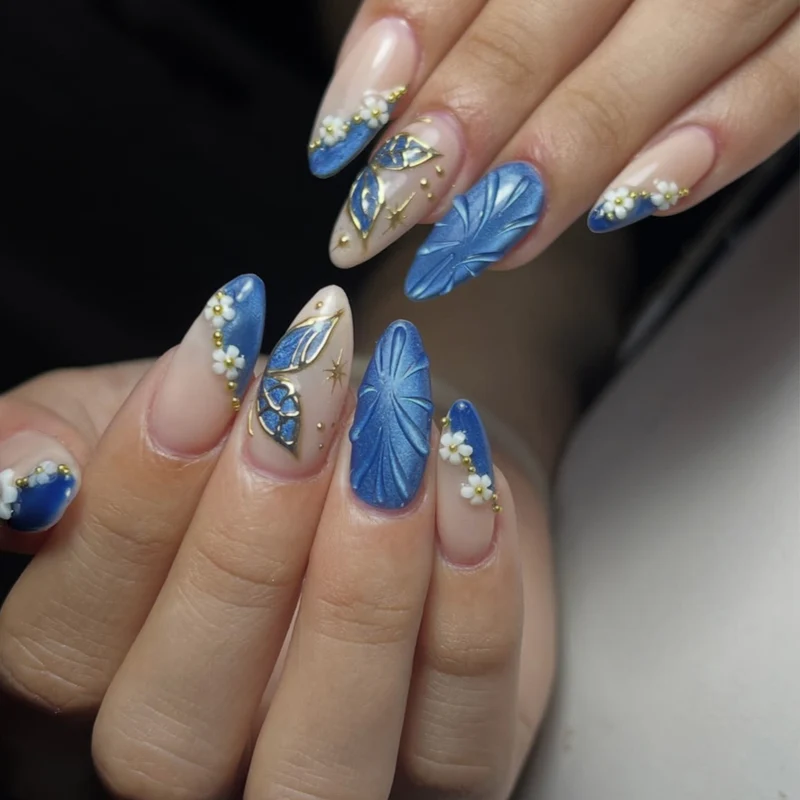 Elegant 3D Floral Nail Art Extensions Stornfield